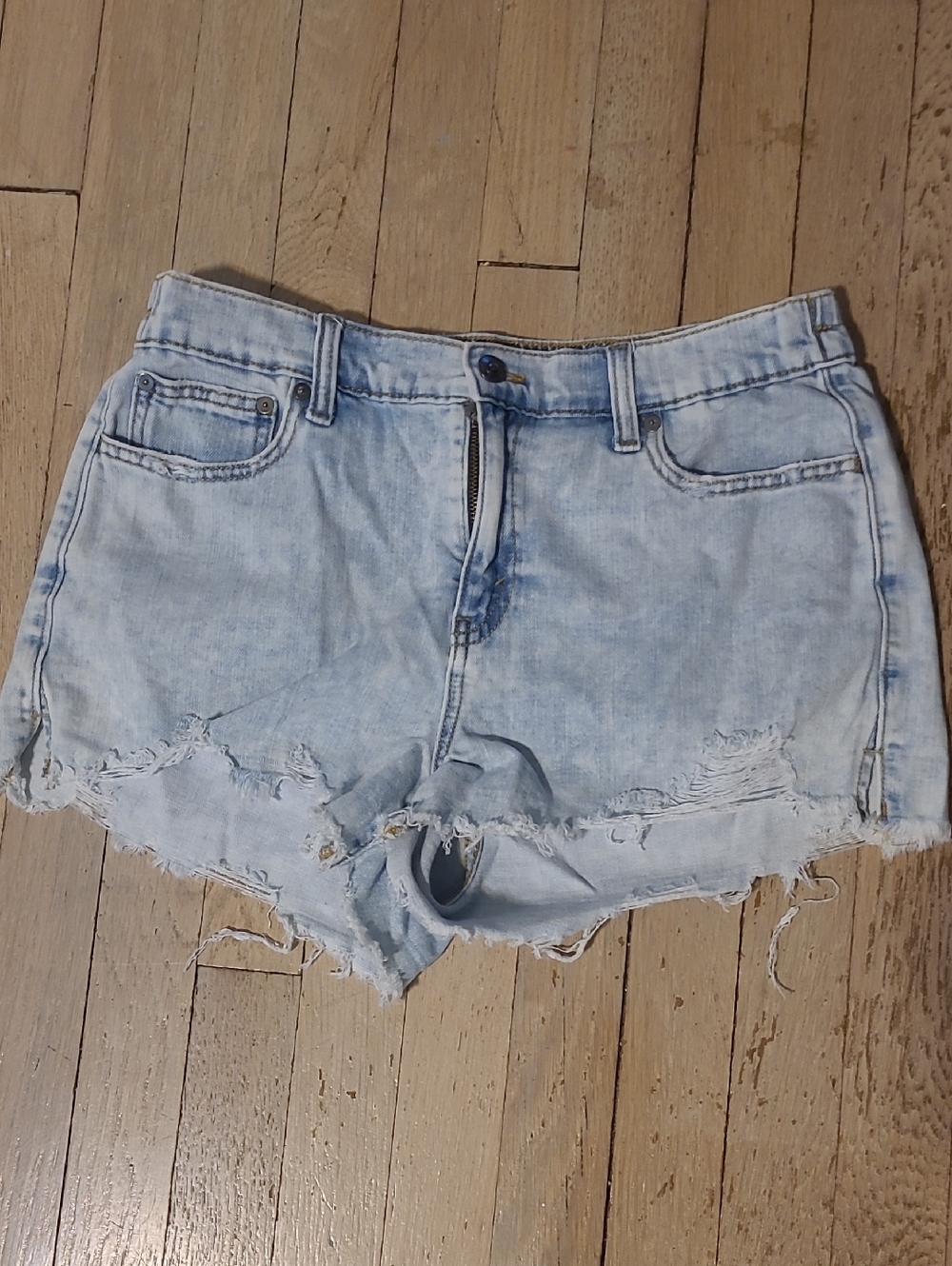 Aerie Distressed Acid Wash Light Denim Cutoff Jean Shorts